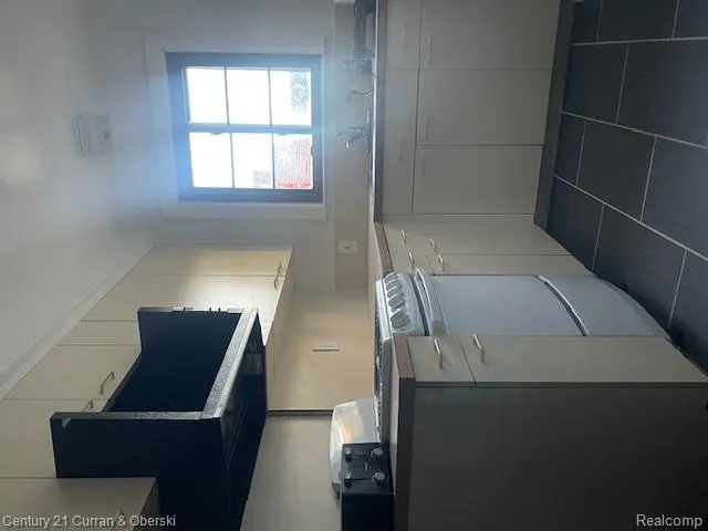 1441 S Telegraph #2 Road Dearborn City, MI 48124