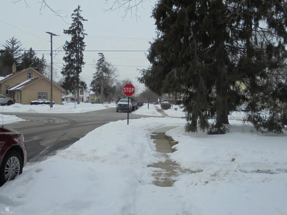 36311 Beier Street Richmond City, MI 48062