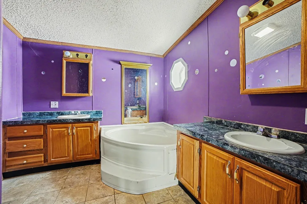 147 E Elm Street Unknown, MI 48831