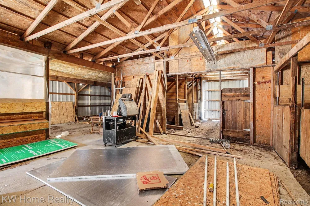 4038 Catlin Road Columbiaville Village, MI 48421