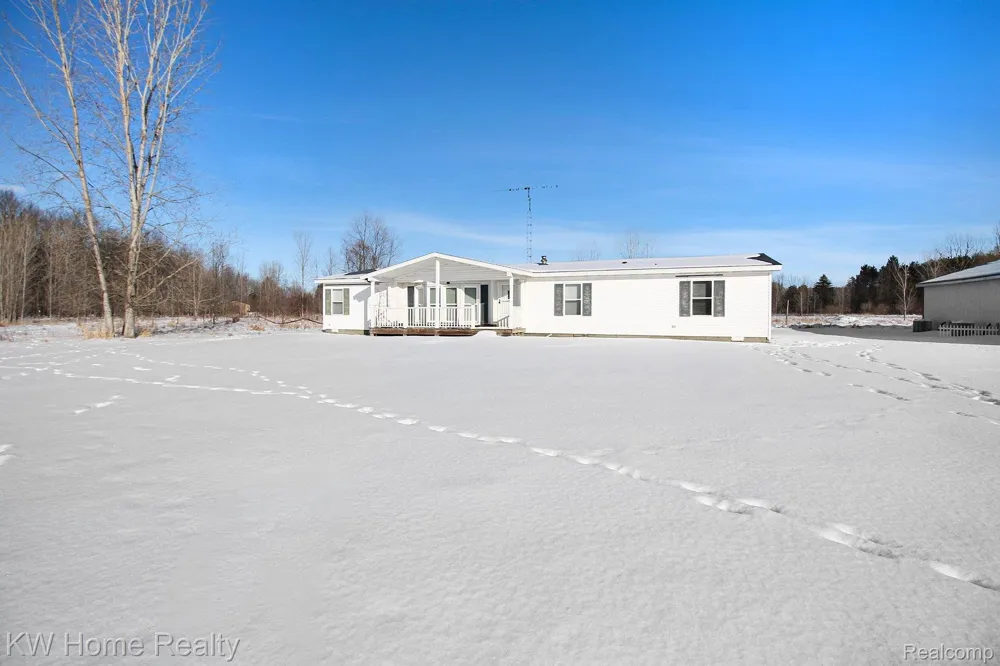 4038 Catlin Road Columbiaville Village, MI 48421