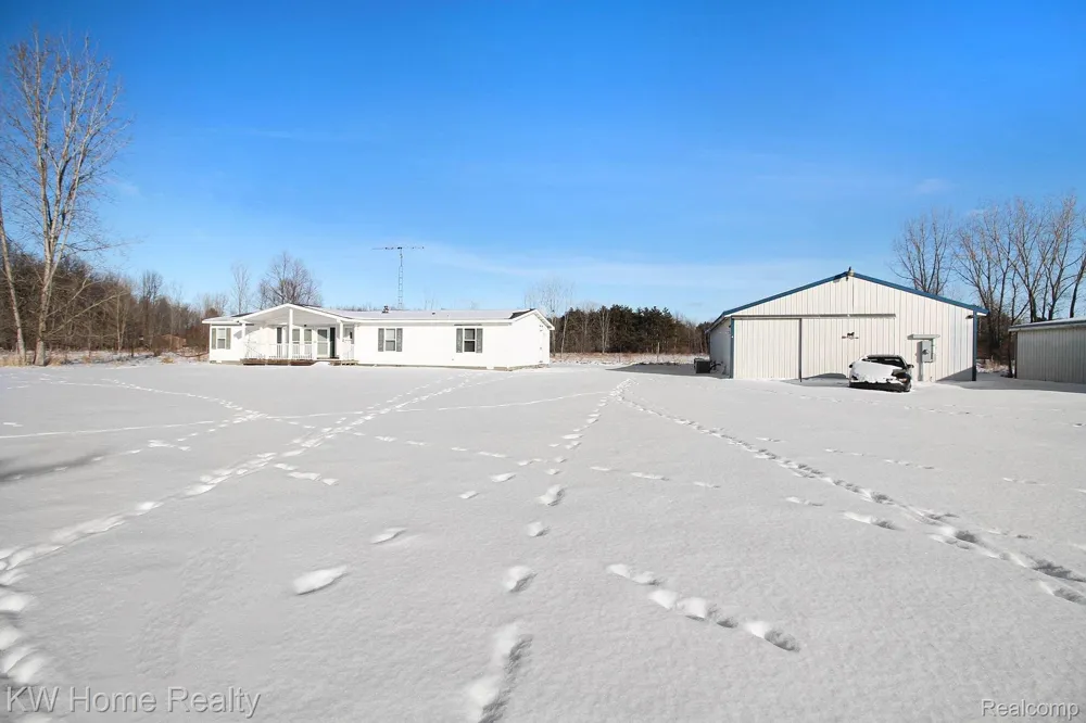 4038 Catlin Road Columbiaville Village, MI 48421