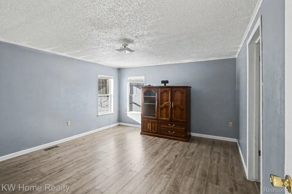 4038 Catlin Road Columbiaville Village, MI 48421
