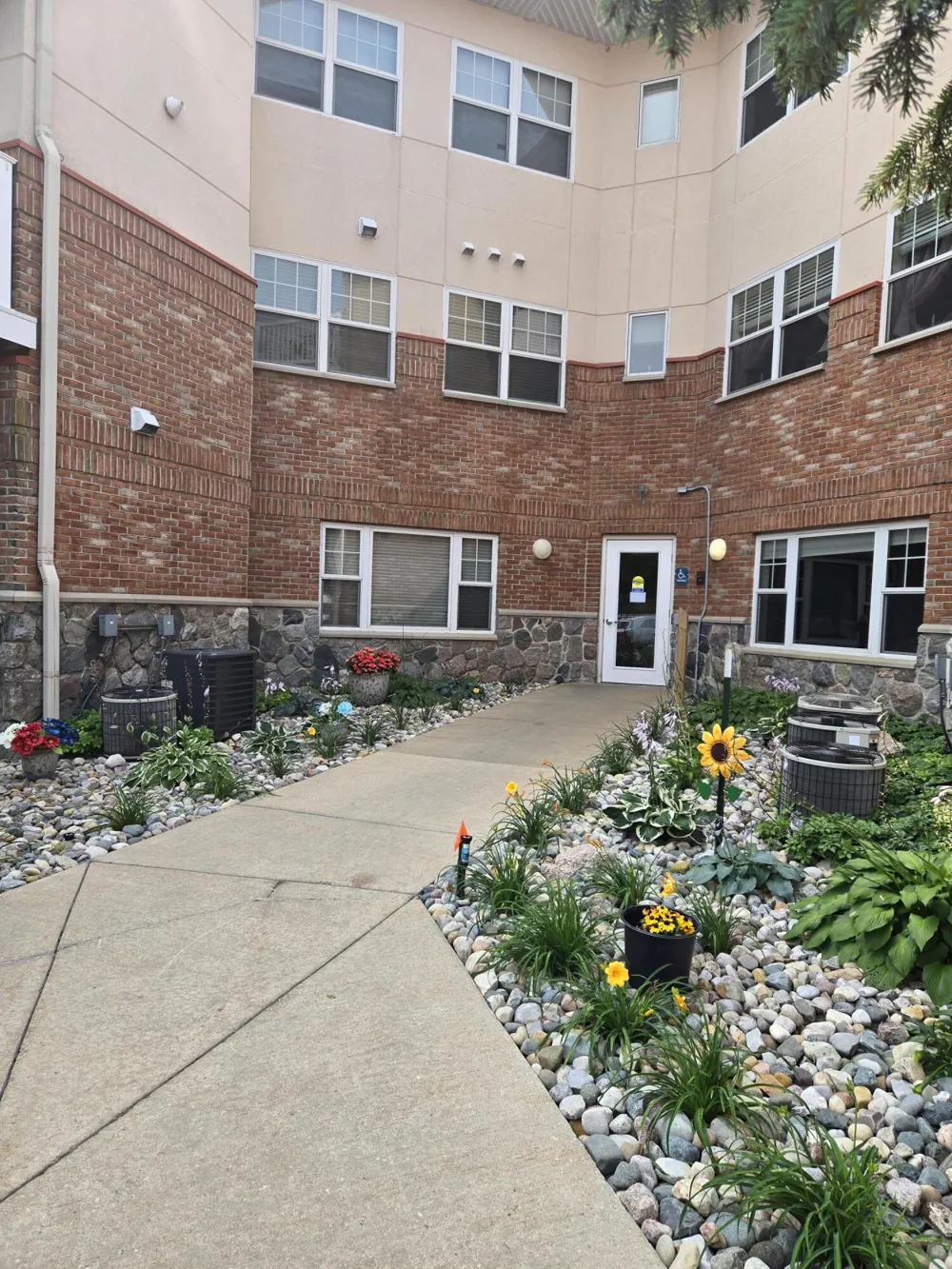 301 Lake Street #104 Cadillac City, MI 49601