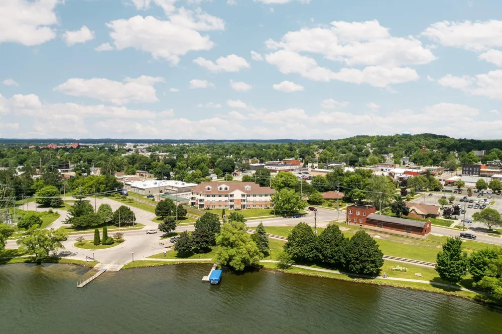 301 Lake Street #104 Cadillac City, MI 49601