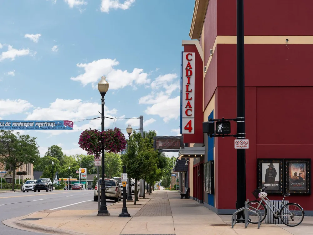 301 Lake Street #104 Cadillac City, MI 49601
