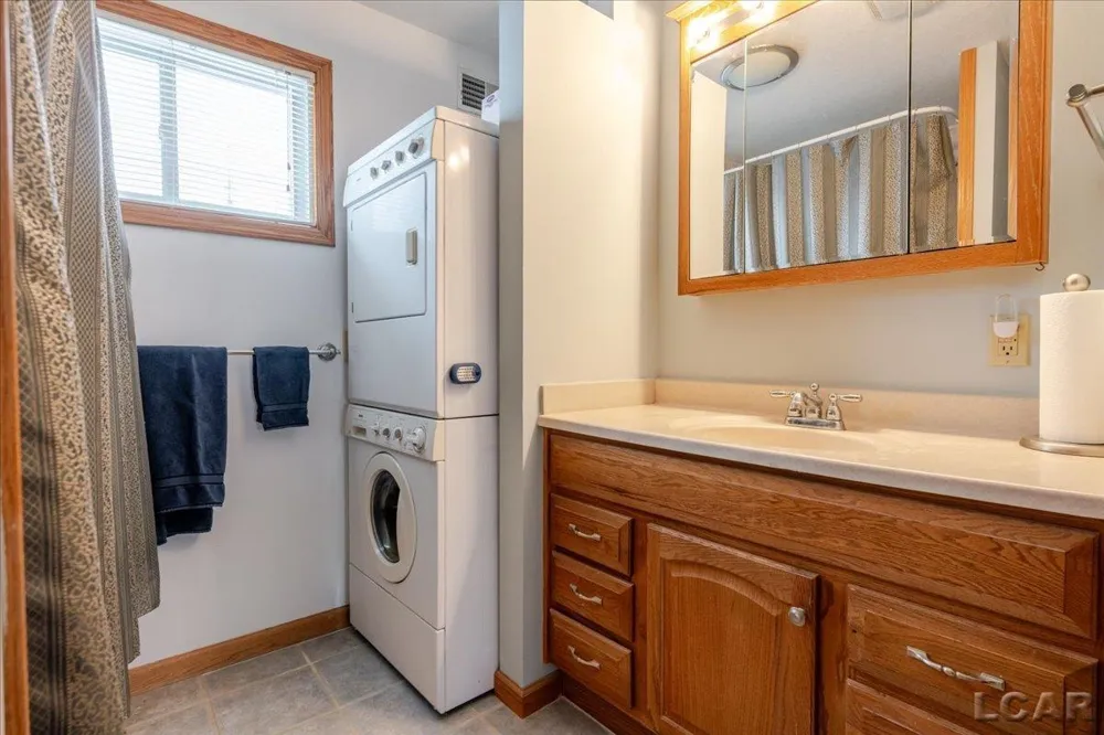 9920 W Ferndale Drive Rollin Township, MI 49253