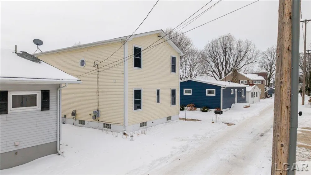 9920 W Ferndale Drive Rollin Township, MI 49253