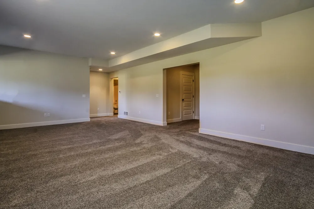 8670 Bosque Drive SE Caledonia Township, MI 49316