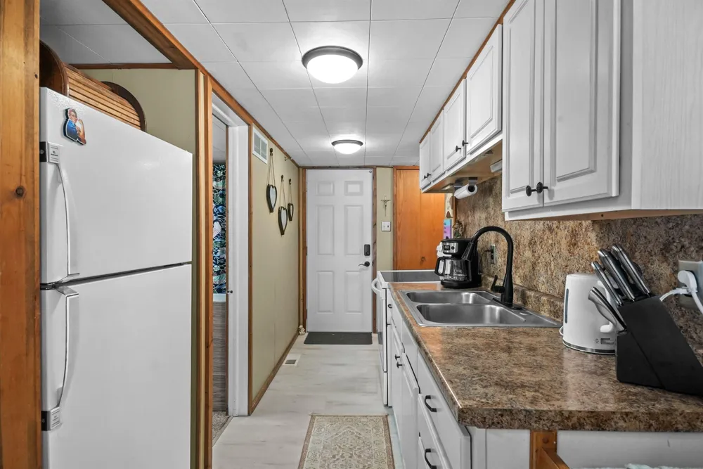 2183 Wenonah Trail Caldwell Township, MI 49651
