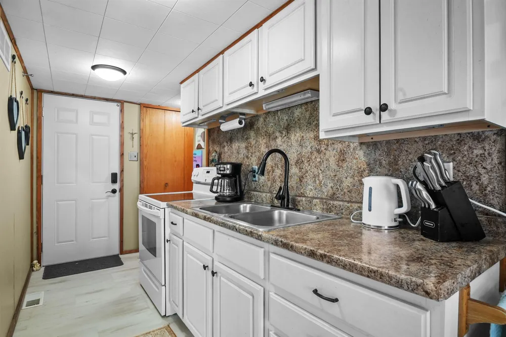 2183 Wenonah Trail Caldwell Township, MI 49651