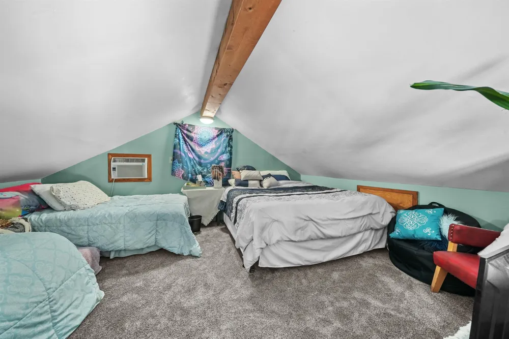 2183 Wenonah Trail Caldwell Township, MI 49651