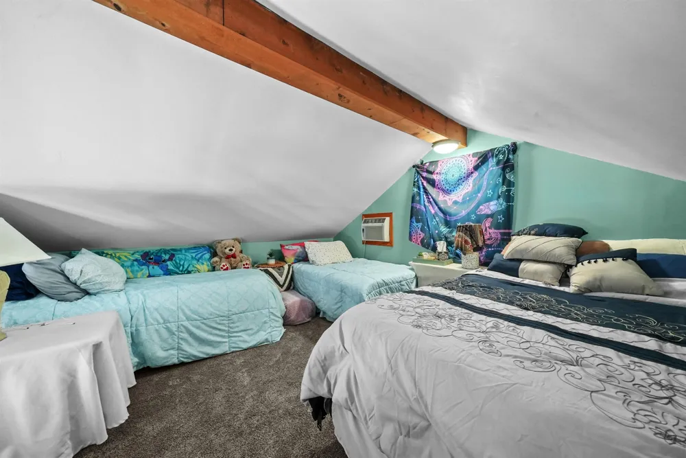 2183 Wenonah Trail Caldwell Township, MI 49651