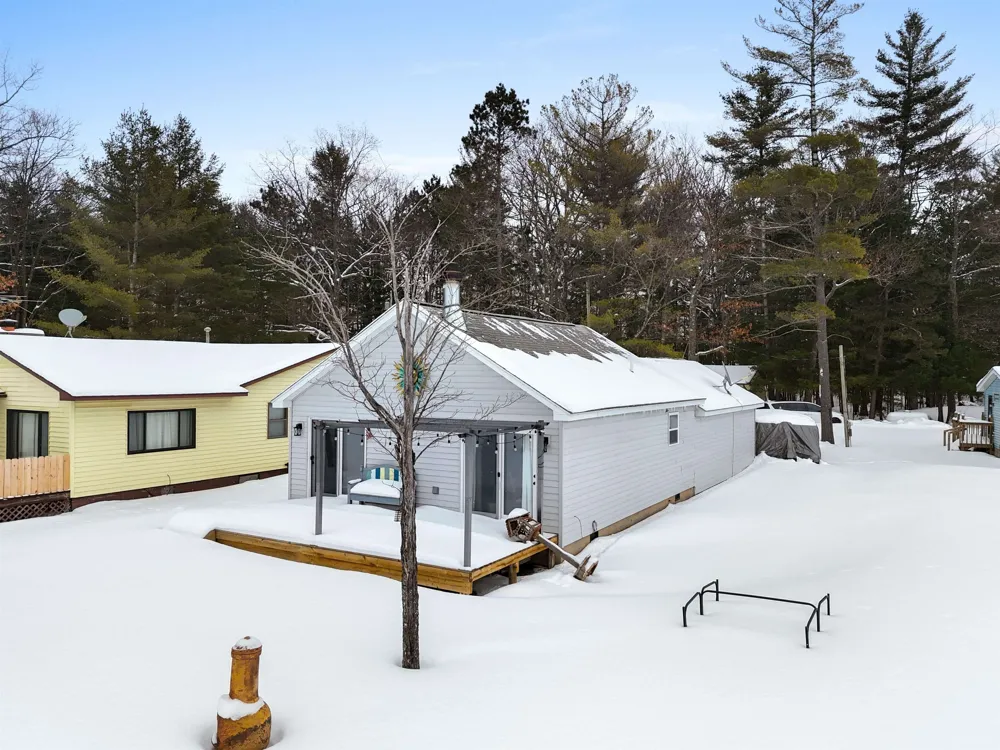 2183 Wenonah Trail Caldwell Township, MI 49651