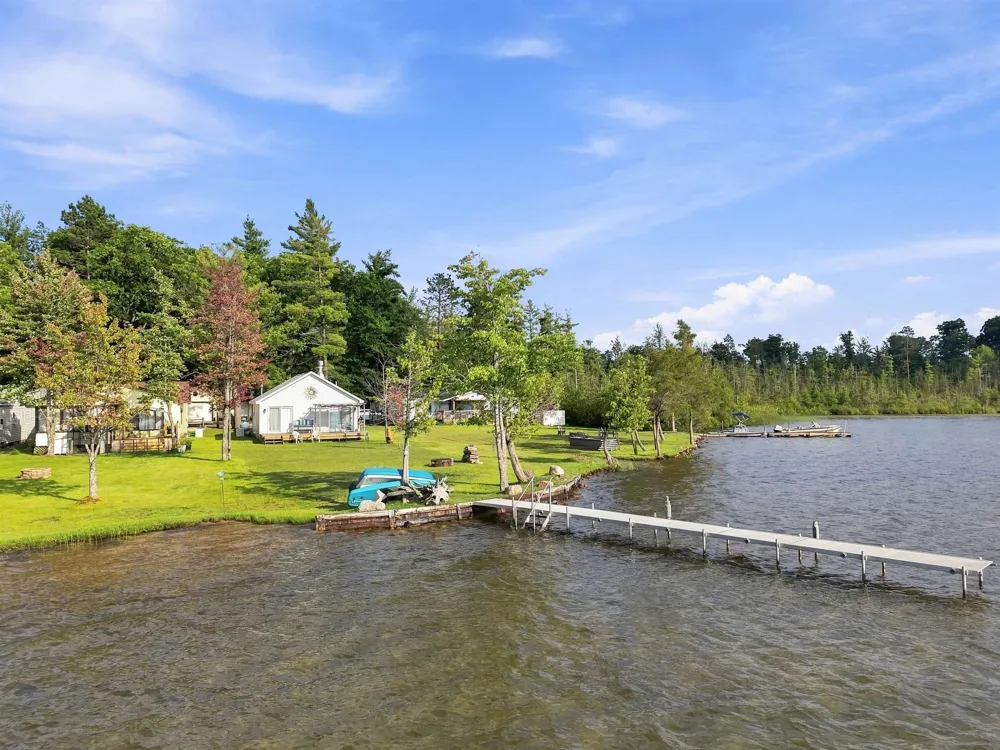 2183 Wenonah Trail Caldwell Township, MI 49651