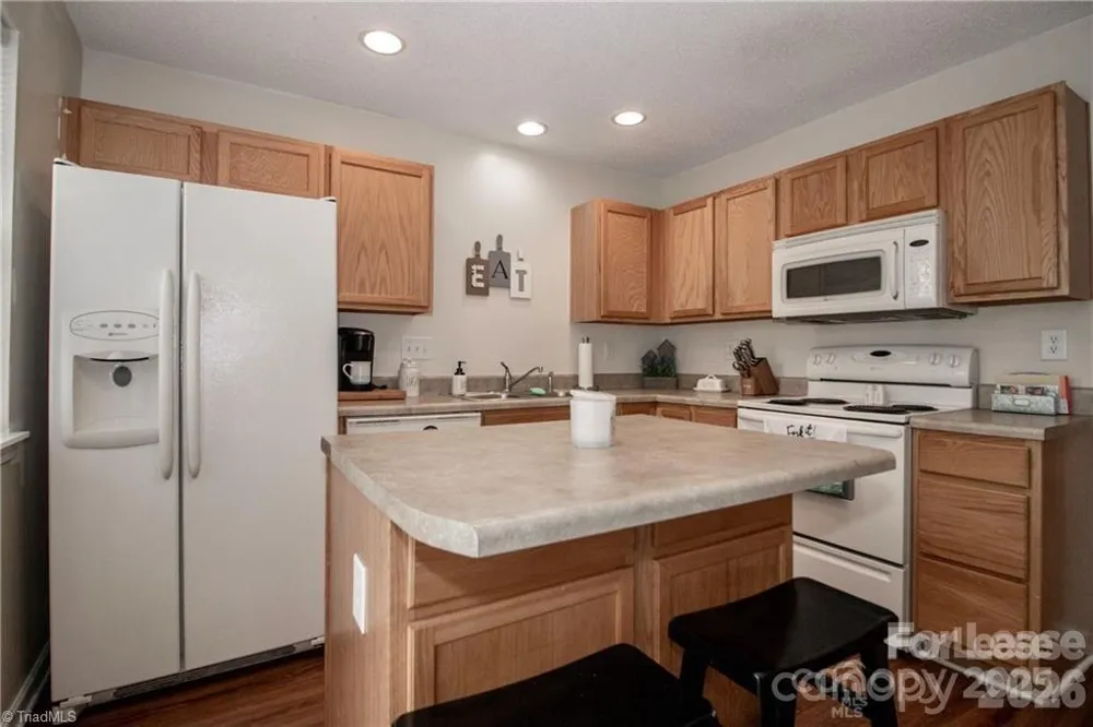 137 Lynch Circle Mooresville, NC 28117