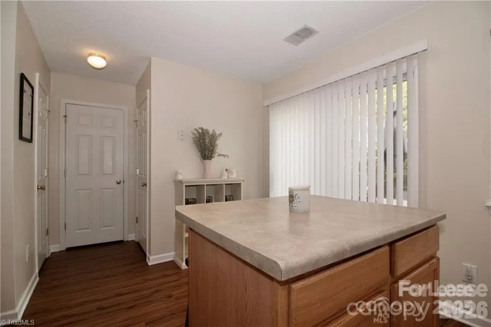 137 Lynch Circle Mooresville, NC 28117