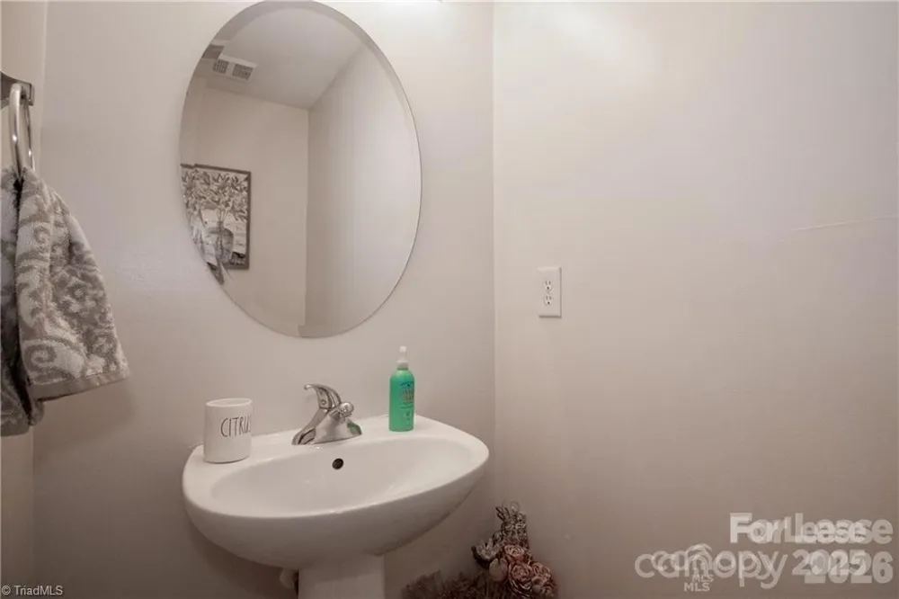 137 Lynch Circle Mooresville, NC 28117