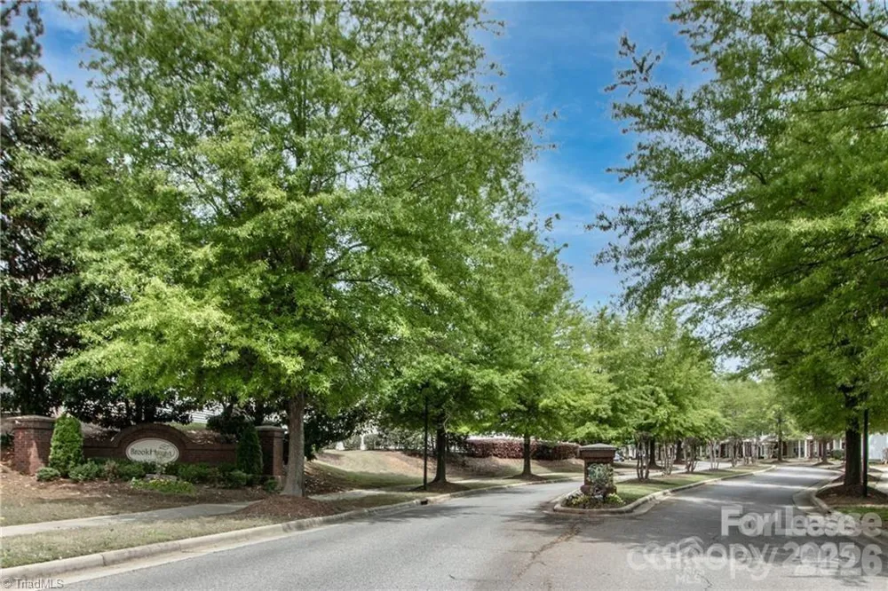 137 Lynch Circle Mooresville, NC 28117
