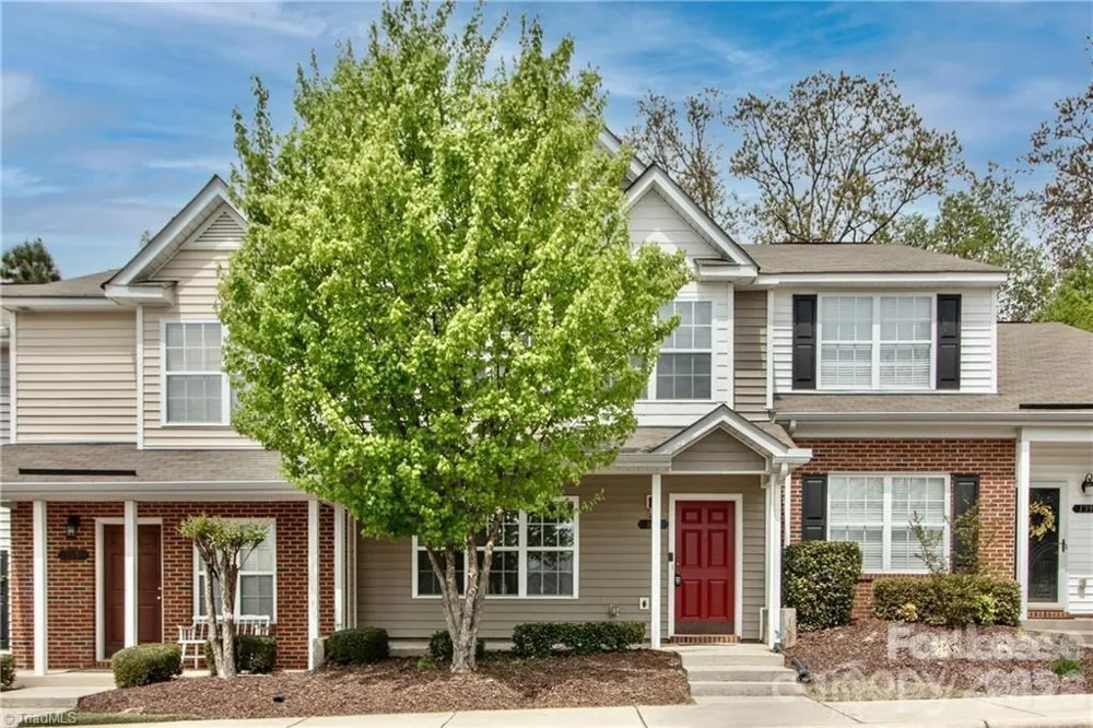 137 Lynch Circle Mooresville, NC 28117