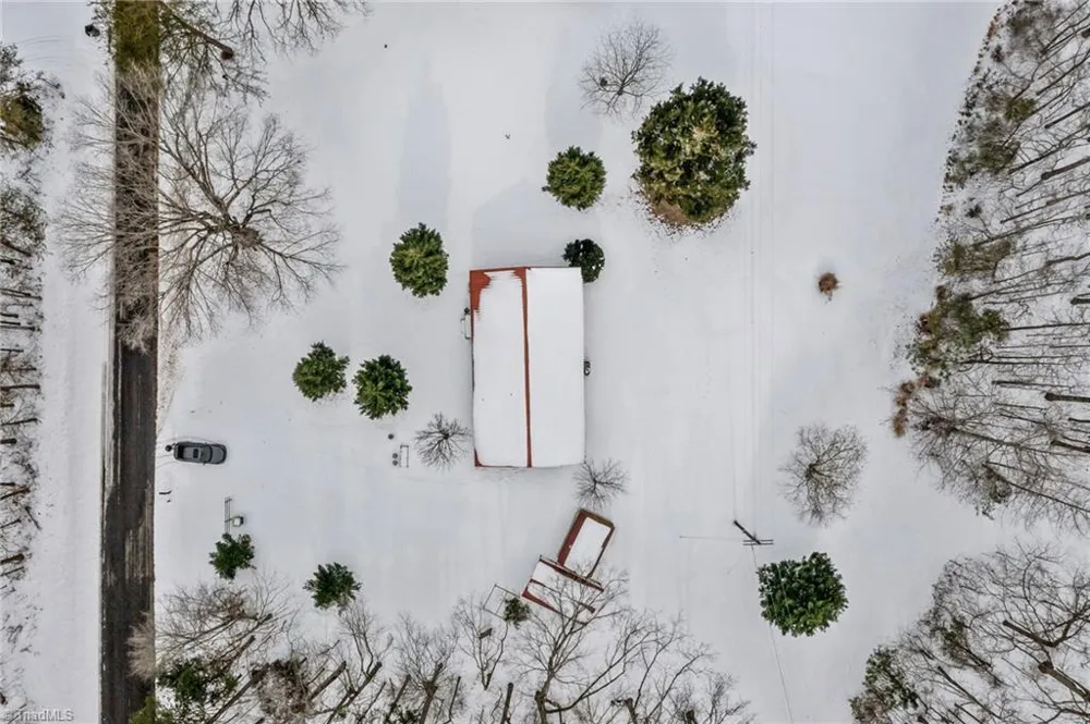 6416 Patterson Road Snow Camp, NC 27349