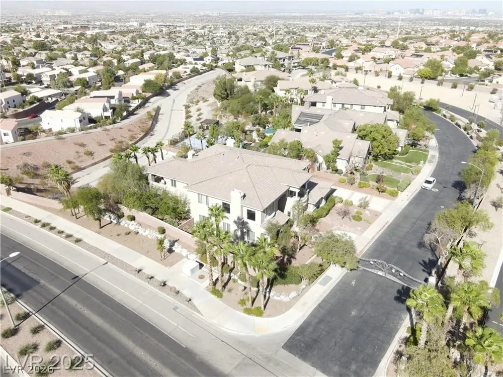 861 Majestic Ridge Court Henderson, NV 89052