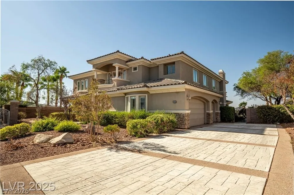 861 Majestic Ridge Court Henderson, NV 89052