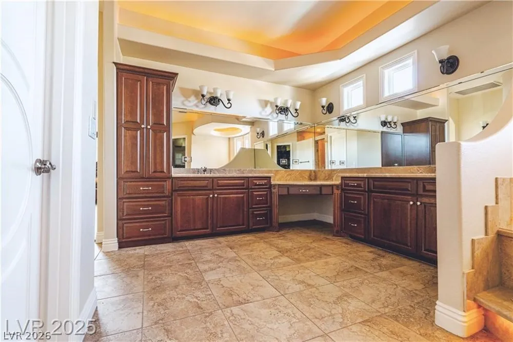 861 Majestic Ridge Court Henderson, NV 89052