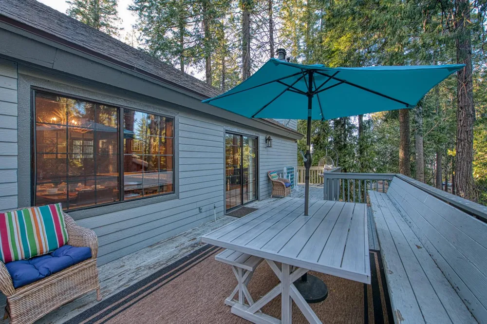 39095 Ridge Rd Shaver Lake, CA 93664