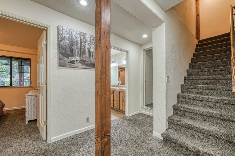 39095 Ridge Rd Shaver Lake, CA 93664