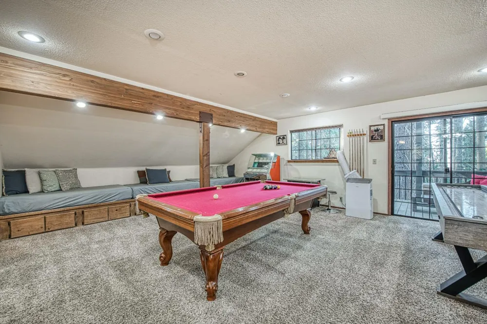 39095 Ridge Rd Shaver Lake, CA 93664