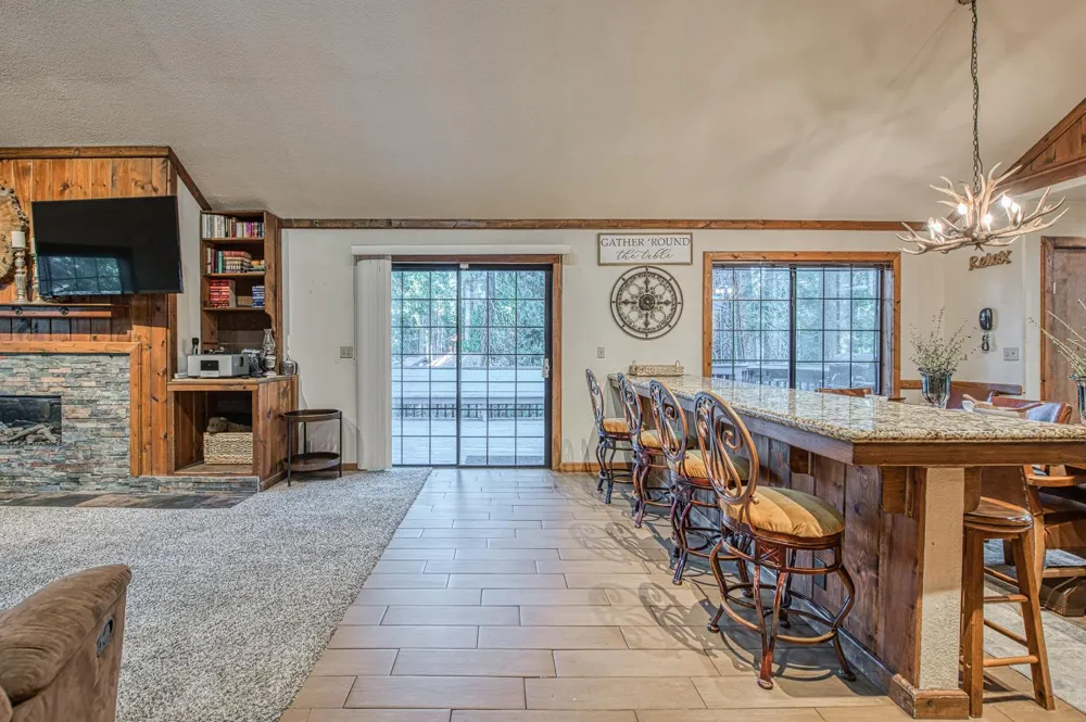 39095 Ridge Rd Shaver Lake, CA 93664