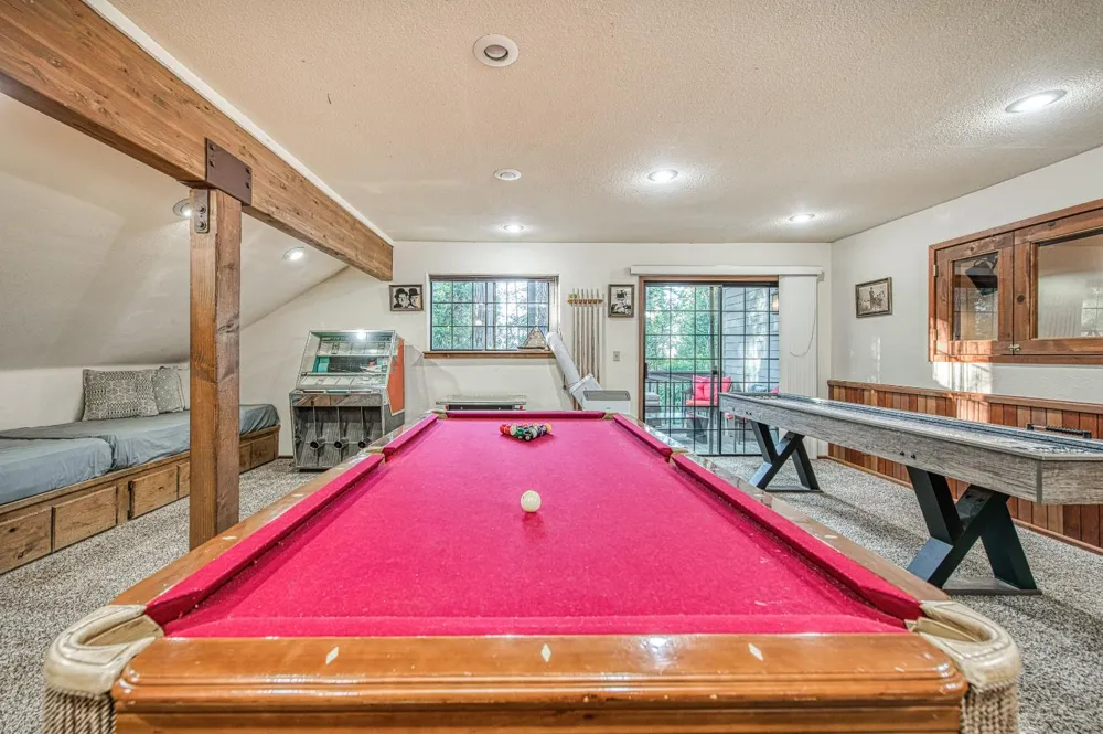 39095 Ridge Rd Shaver Lake, CA 93664