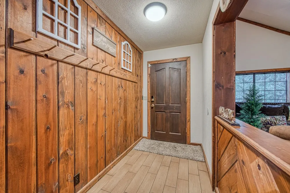 39095 Ridge Rd Shaver Lake, CA 93664