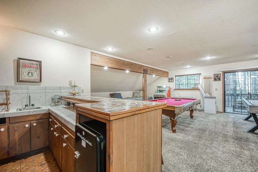 39095 Ridge Rd Shaver Lake, CA 93664