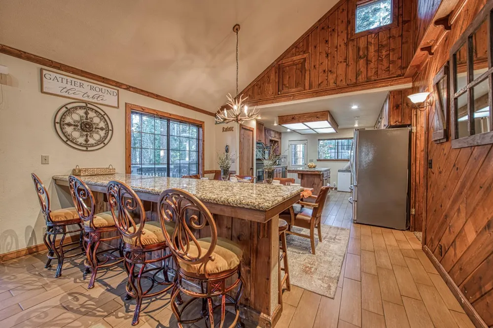 39095 Ridge Rd Shaver Lake, CA 93664