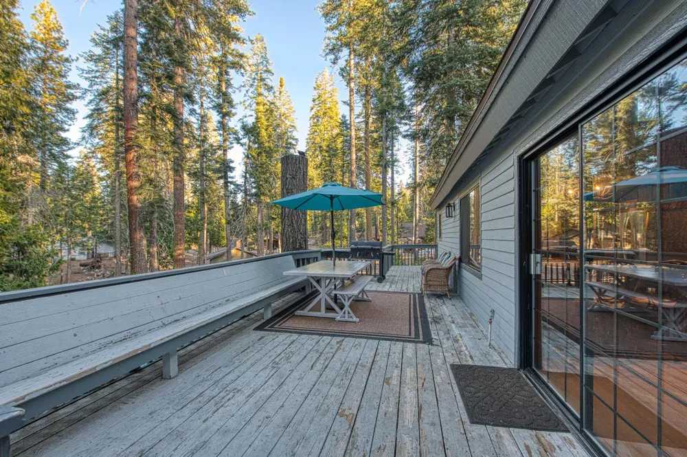 39095 Ridge Rd Shaver Lake, CA 93664