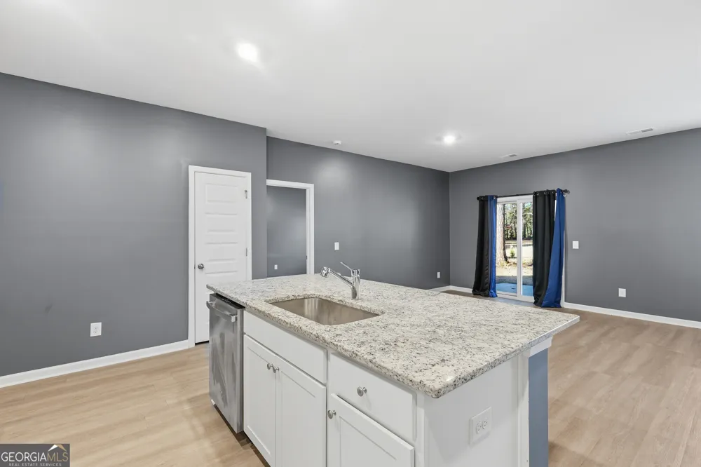 305 Lillian ST Rincon, GA 31326