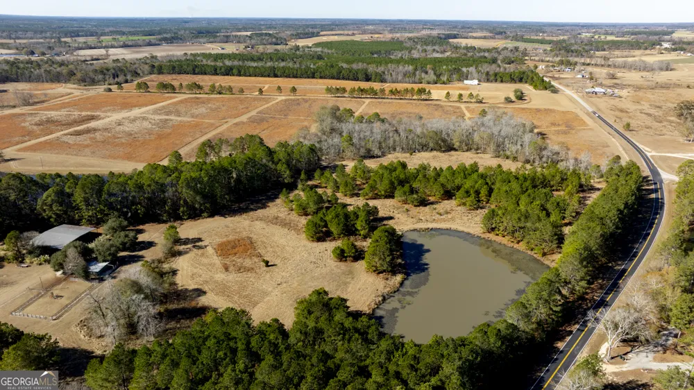 2685 Carters Bridge RD Claxton, GA 30417