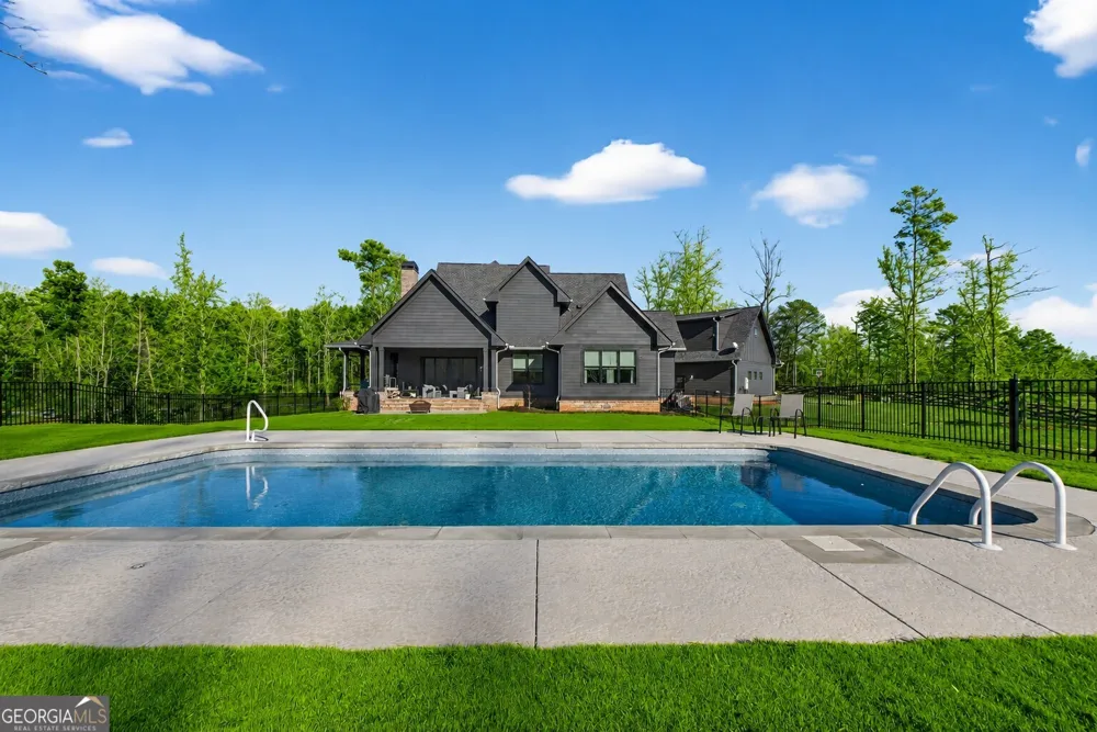 285 Dial Mill RD Oxford, GA 30054