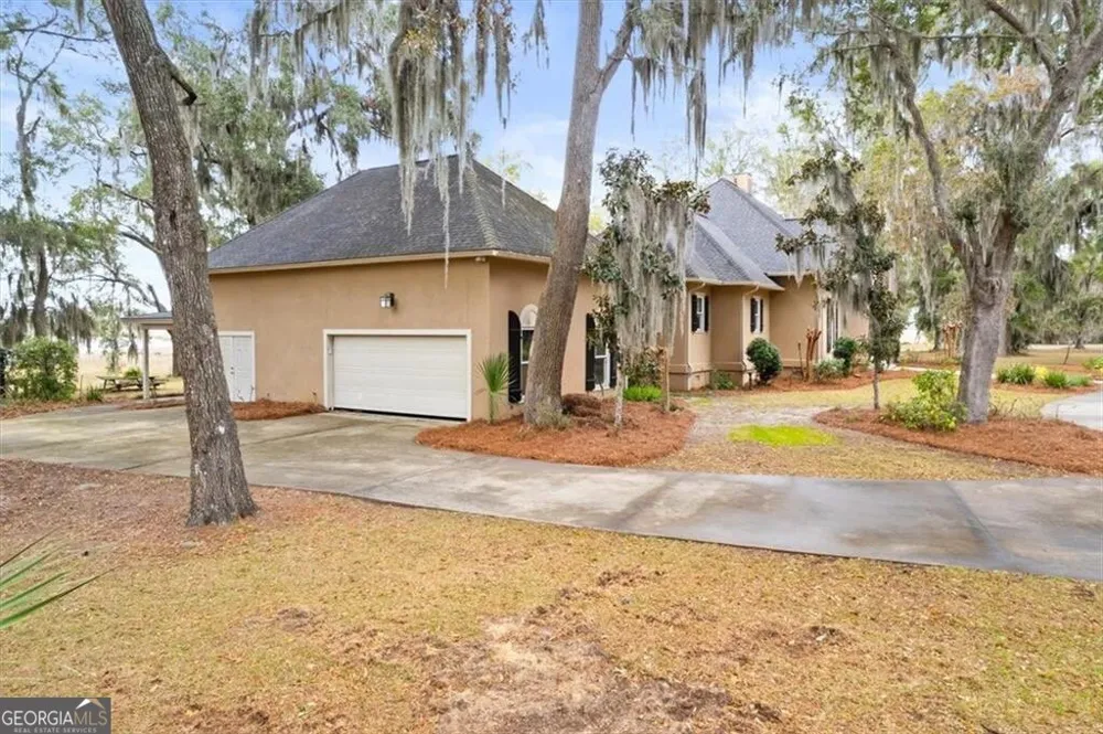 1045 River Club RD NE Townsend, GA 31331