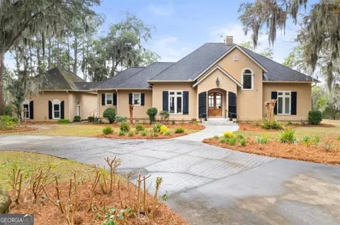 1045 River Club RD NE