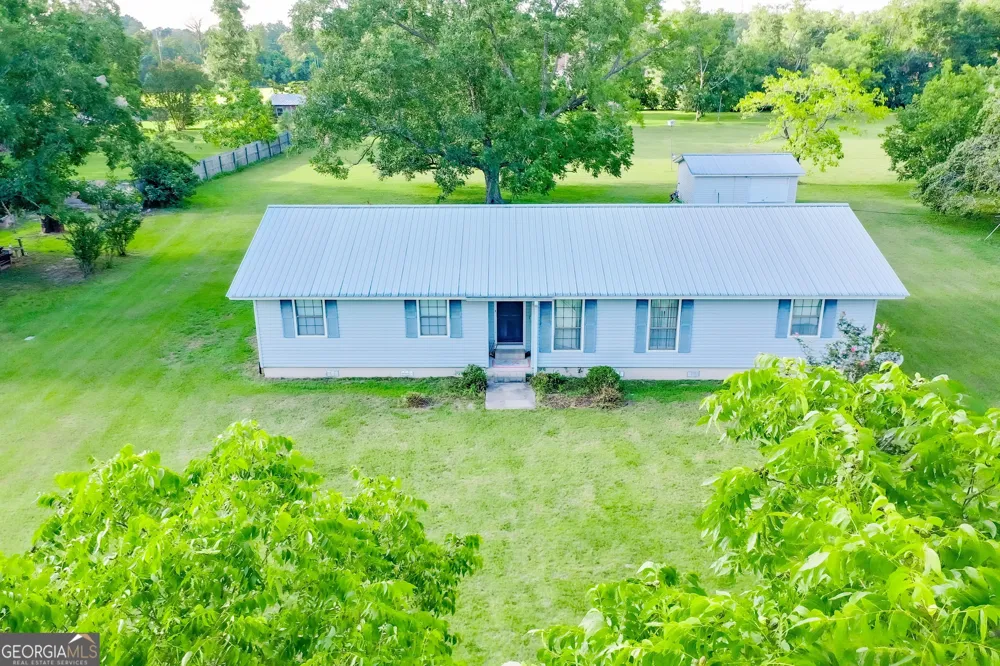 2142 Ben Couch RD Blackshear, GA 31516