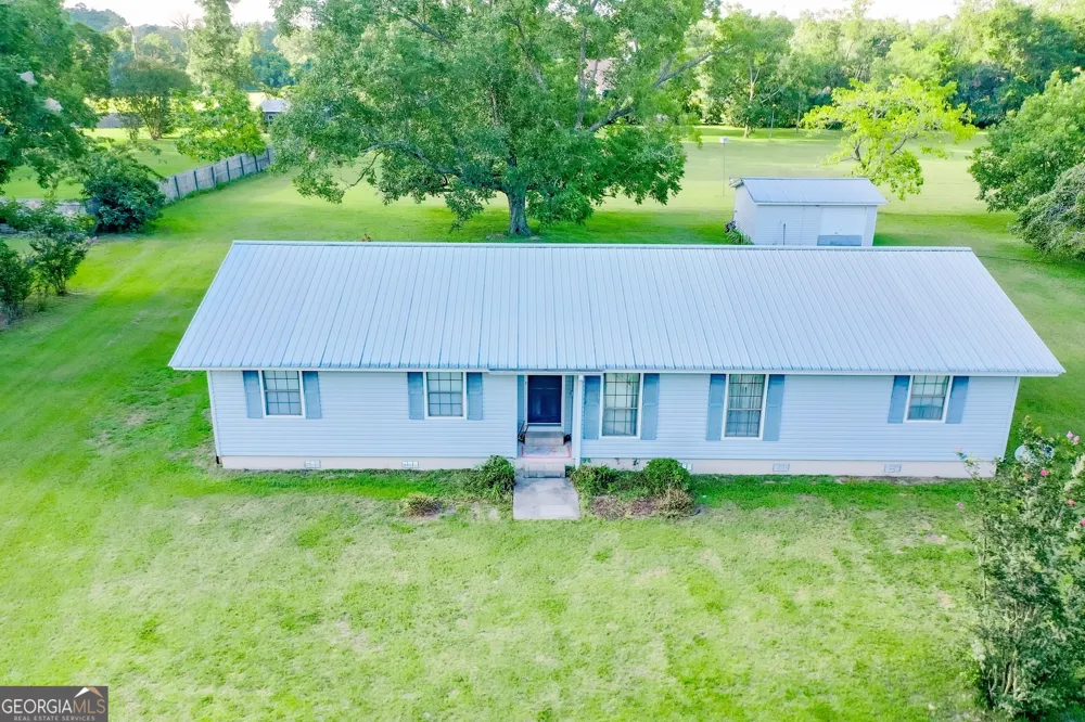 2142 Ben Couch RD Blackshear, GA 31516