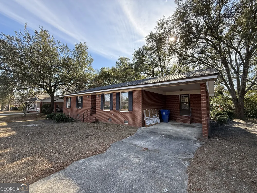 1612 Knox ST Dublin, GA 31021