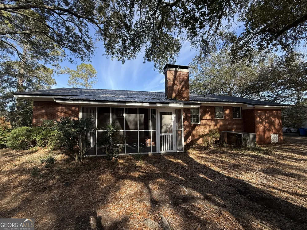 1612 Knox ST Dublin, GA 31021