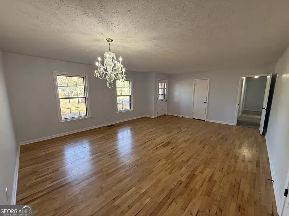 1612 Knox ST Dublin, GA 31021