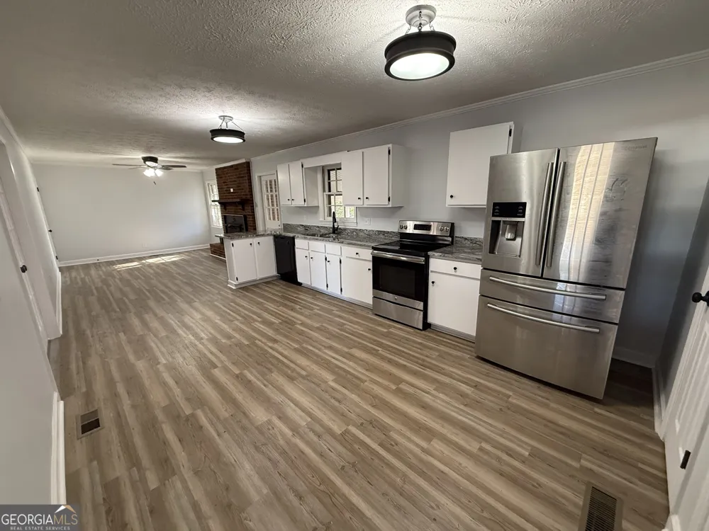 1612 Knox ST Dublin, GA 31021