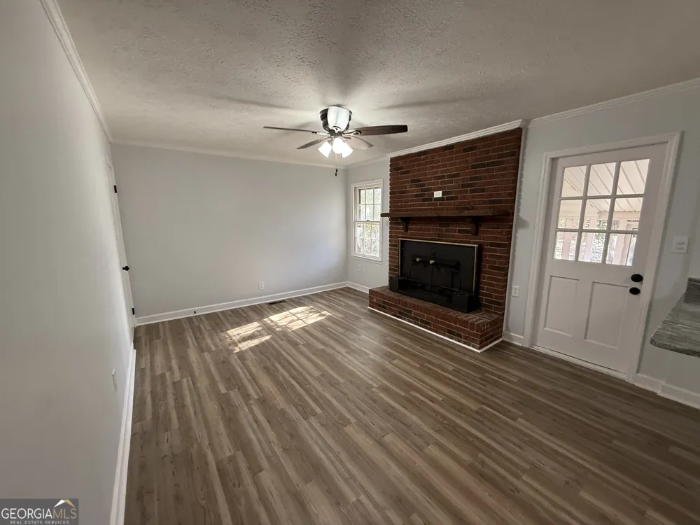 1612 Knox ST Dublin, GA 31021