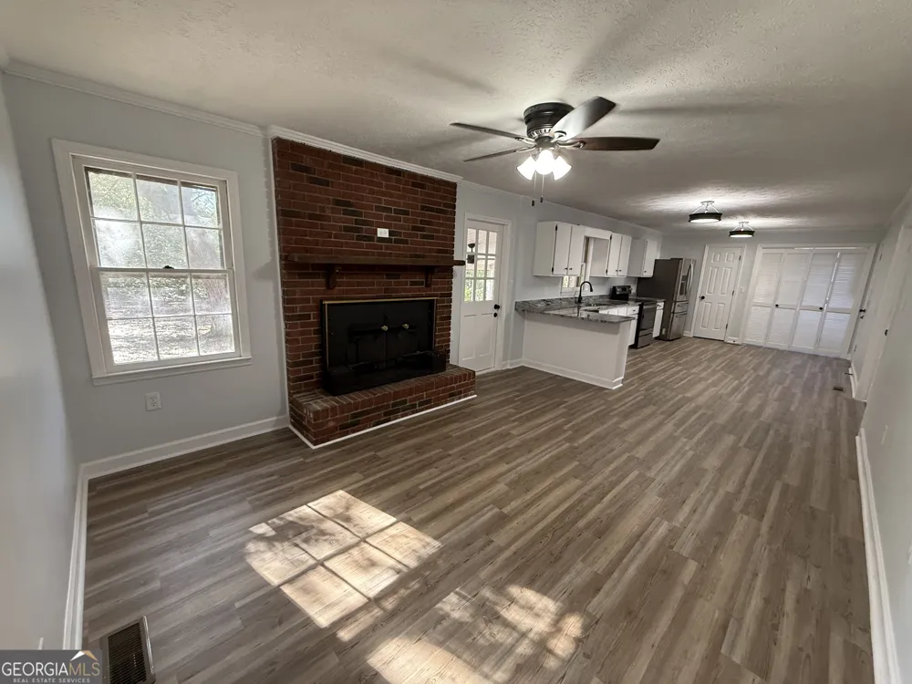 1612 Knox ST Dublin, GA 31021